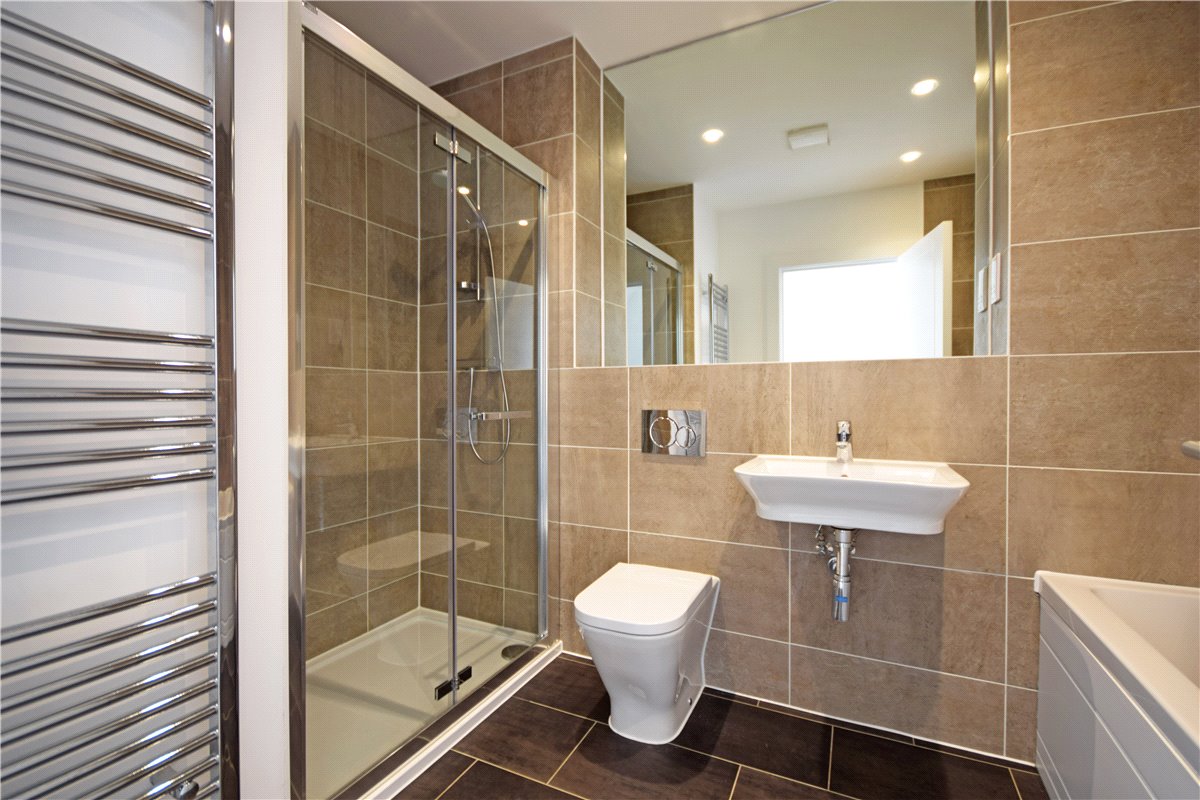 3 bedroom House, Lilywhite Drive, Cambridge, CB4 - , Image 6