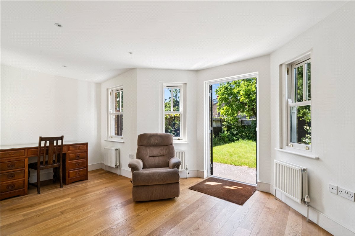 4 bedroom House, Finlay Street, London, SW6 - Available, Image 12
