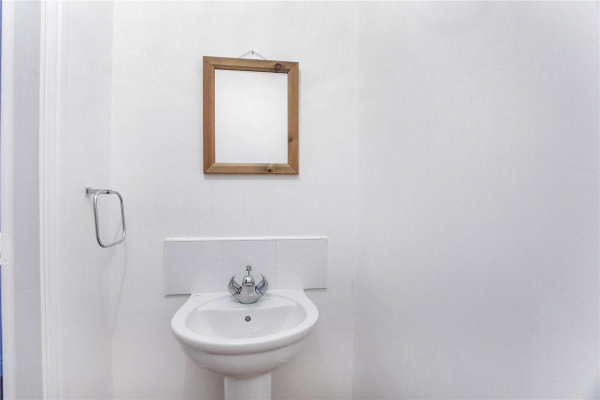 4 bedroom House, Coningham Avenue, York, YO30 - , Image 11