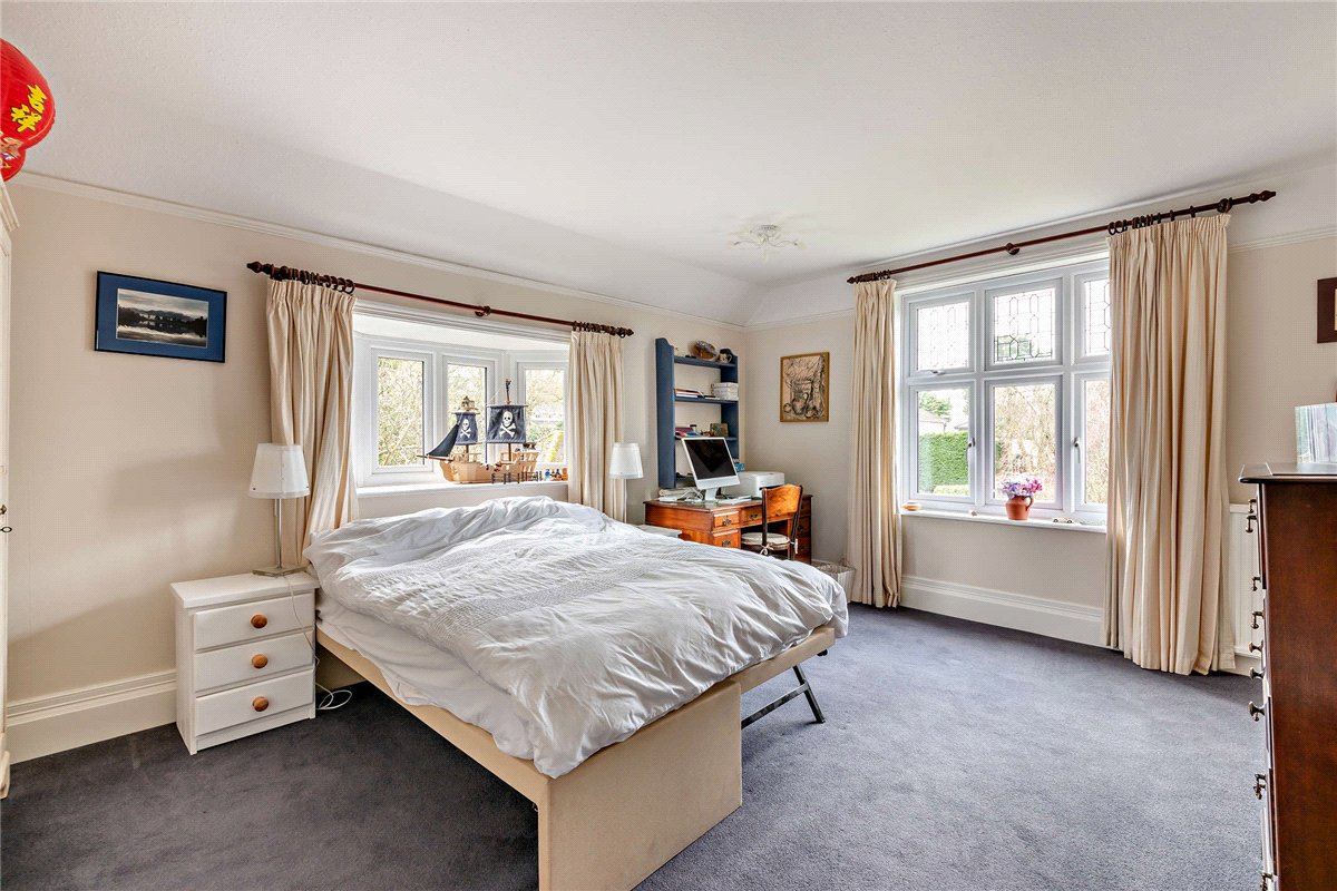 5 bedroom House, Andover Road, Newbury, RG14 - Available, Image 19