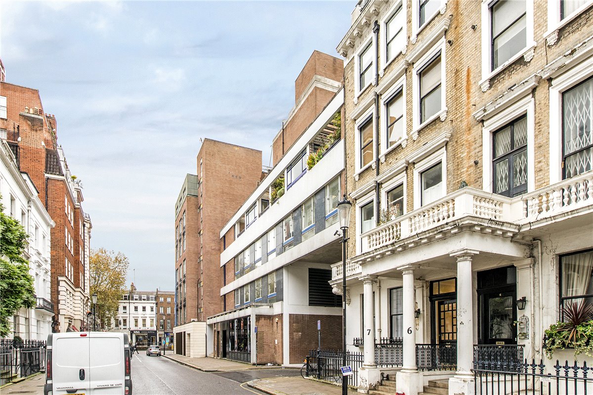 1 bedroom Flat, Hereford House, 11 Ovington Gardens, SW3 - Available, Image 12