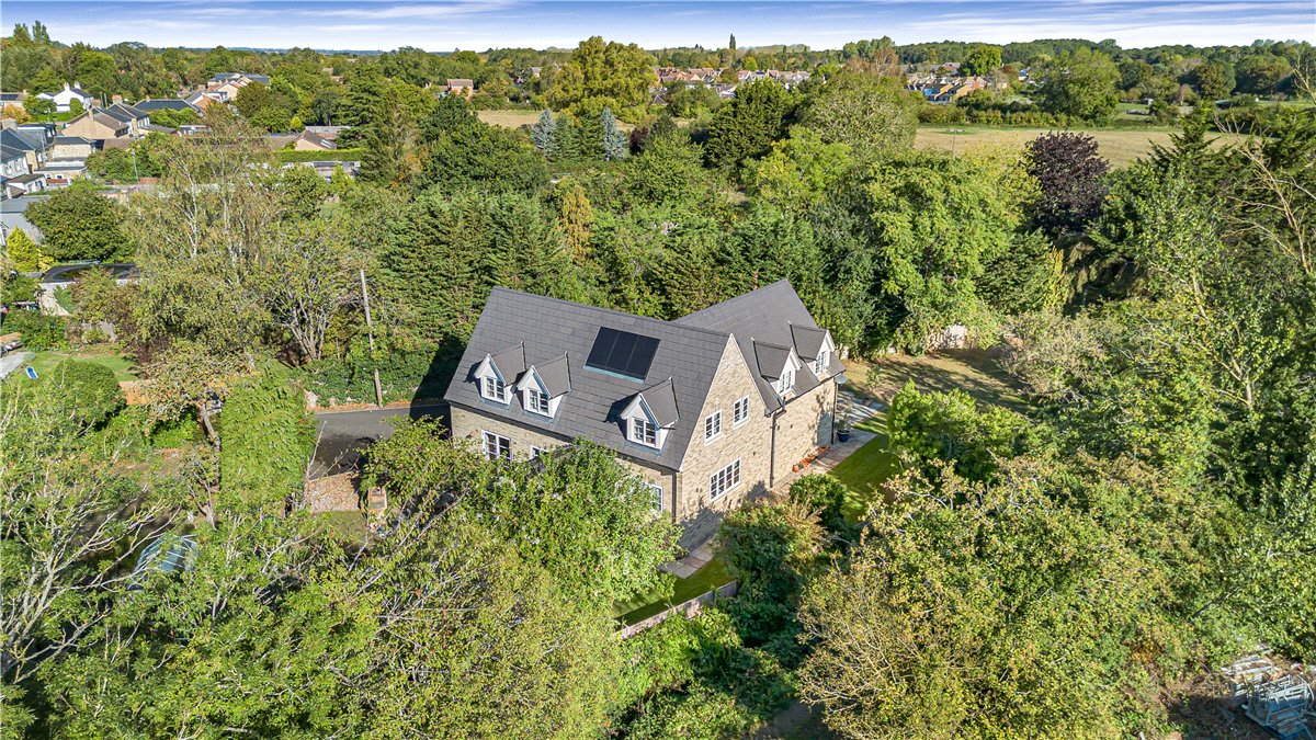 4 bedroom House, Cambridge Road, Oakington, CB24 - Available