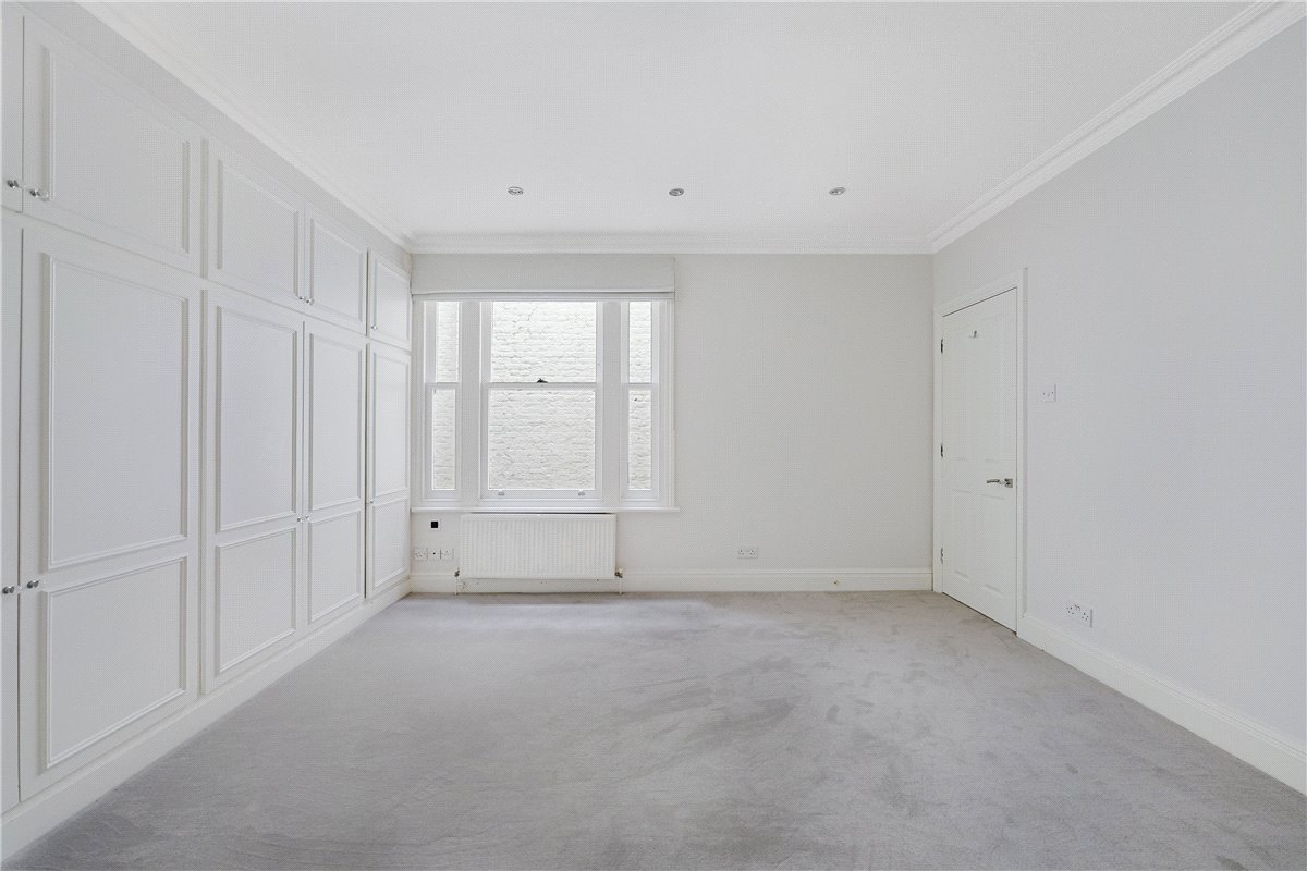 3 bedroom Flat, Queens Gate, Kensington, SW7 - Available, Image 2