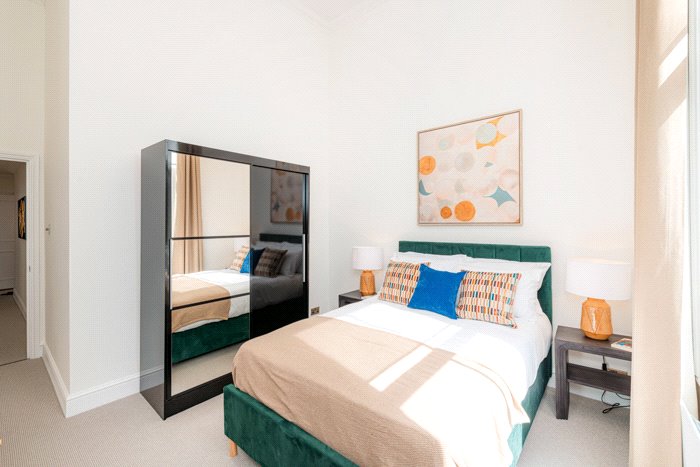 2 bedroom Flat, Lexham Gardens, Kensington, W8 - Available, Image 1