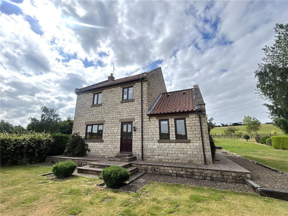 3 bedroom House, Burythorpe, Malton, YO17 - Available