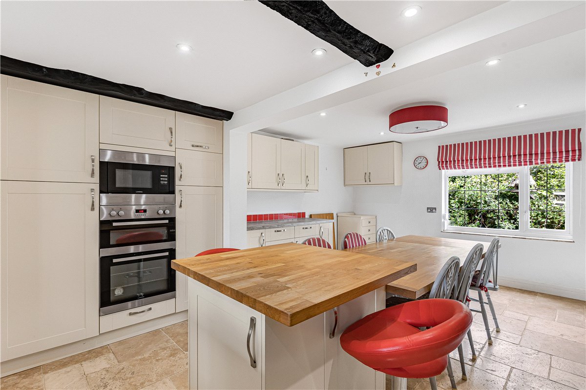 4 bedroom Cottage, High Street, Sutton Courtenay, OX14 - Available, Image 4