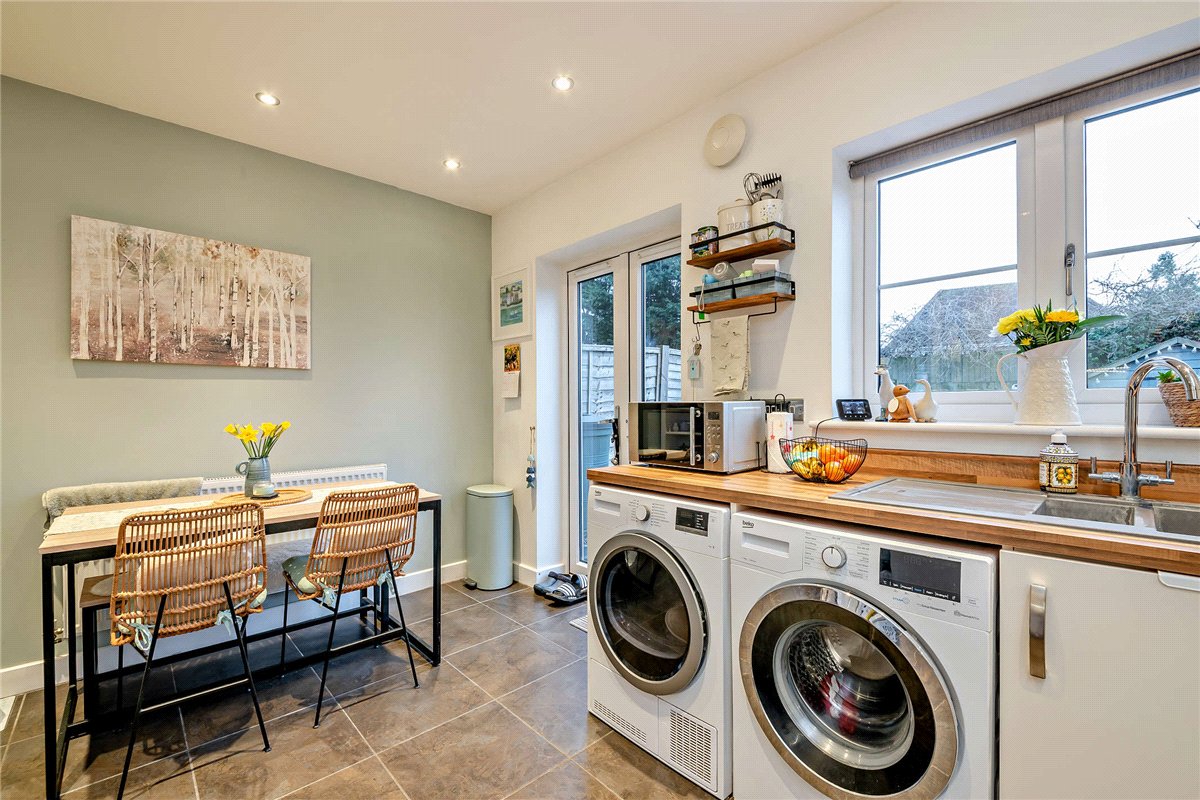 2 bedroom House, Greenacre Place, Newbury, RG14 - Sold STC, Image 6