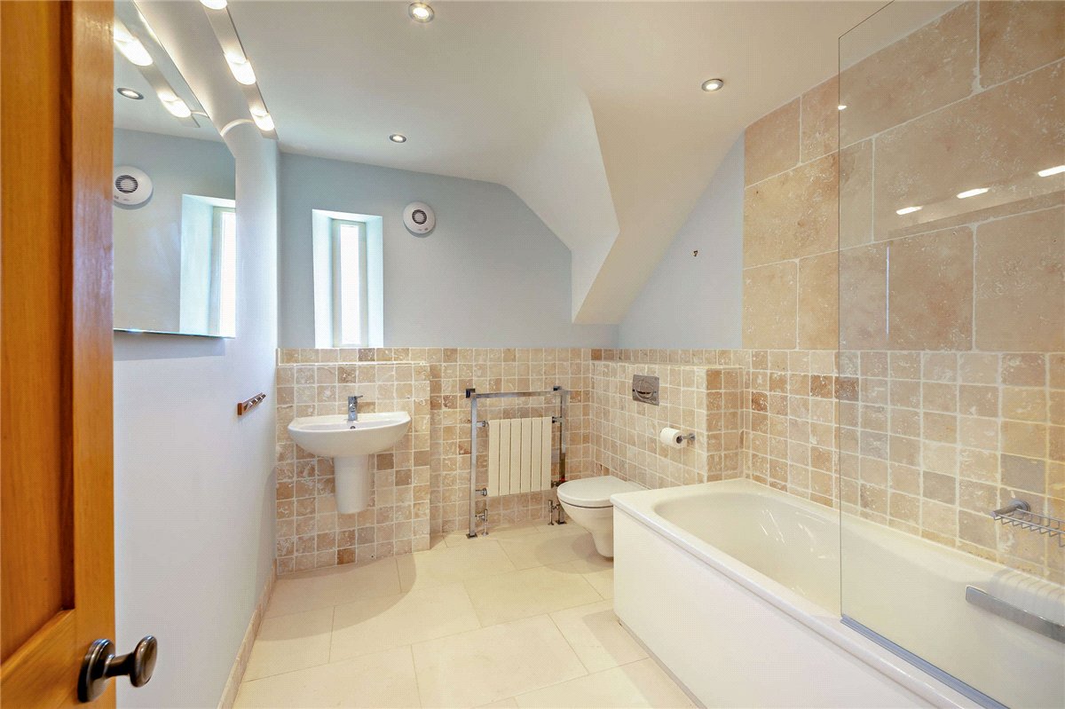 4 bedroom House, West Tanfield, Near Ripon, HG4 - Available, Image 15
