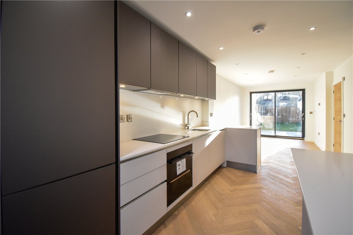 2 bedroom House, High Street, Chesterton, CB4 - Available, Image 1