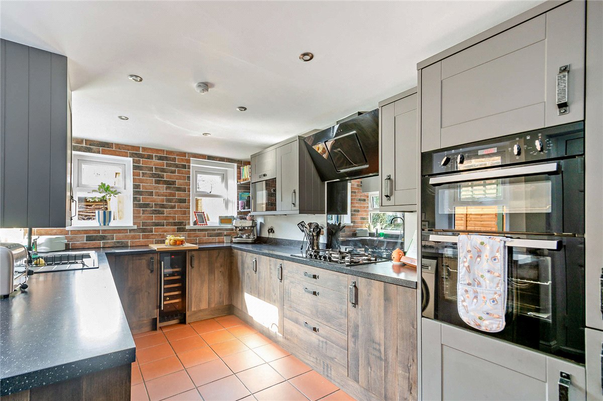3 bedroom House, Coronation Avenue, Harrogate, HG2 - Available, Image 1