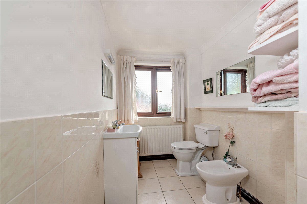 4 bedroom House, Harewood Drive, Cold Ash, RG18 - Available, Image 15
