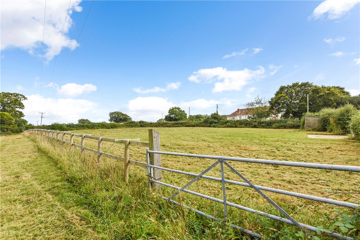 4 bedroom House, Forest Road, Worlds End, PO7 - Available, Image 10