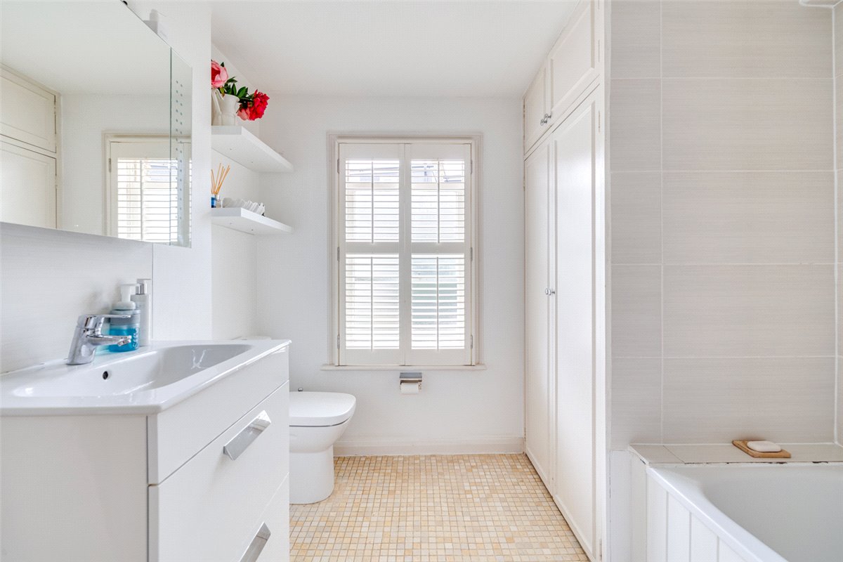 2 bedroom Cottage, Thorne Street, London, SW13 - , Image 5