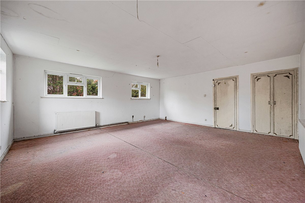 4 bedroom House, Queen Camel, Yeovil, BA22 - Available, Image 9