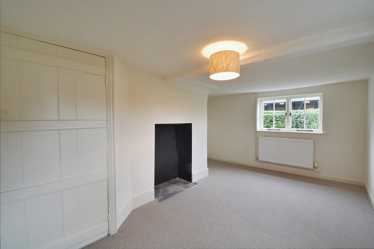 3 bedroom House, Stoke, Andover, SP11 - Available, Image 7
