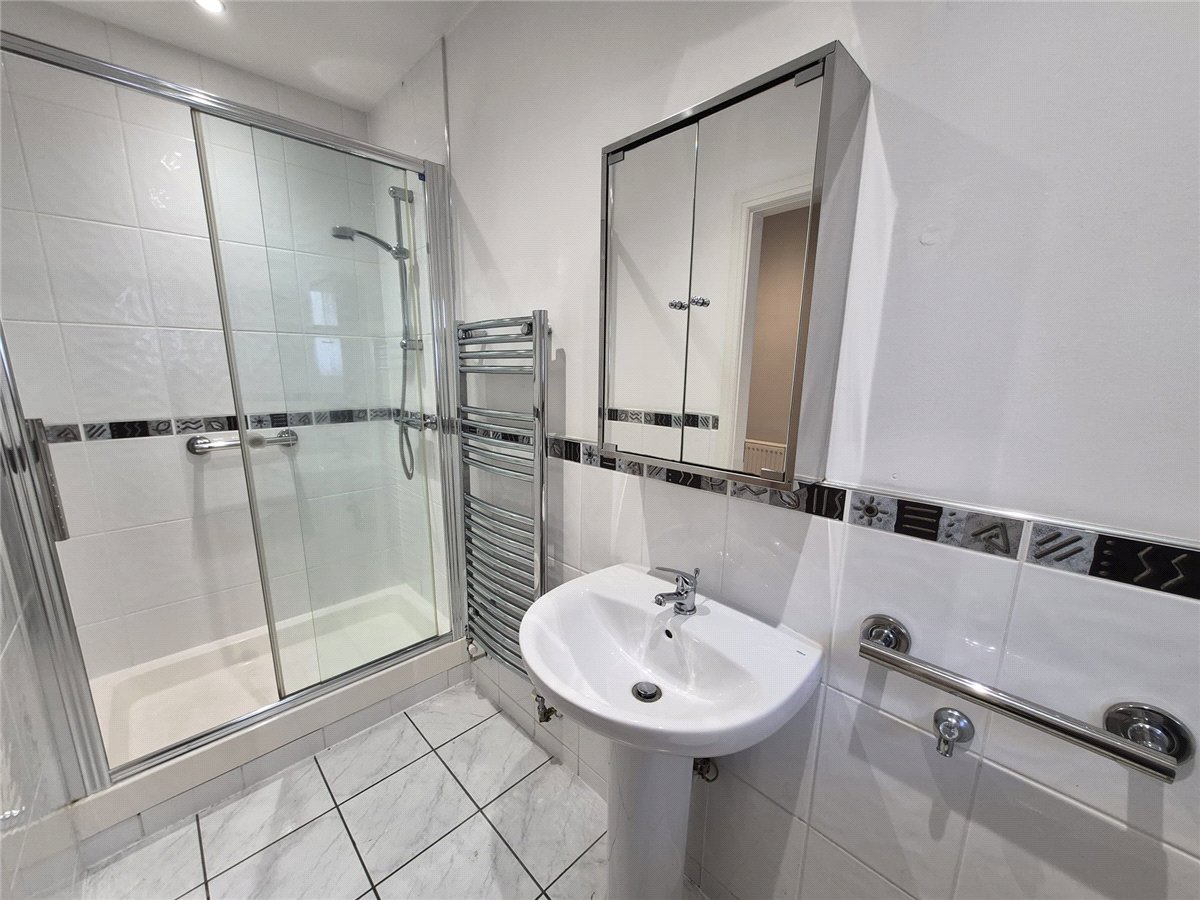 1 bedroom Flat, Square Street, Ramsbottom, BL0 - Available, Image 7