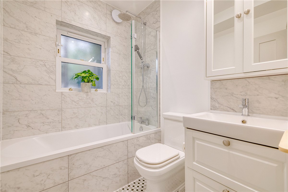 2 bedroom Flat, Astonville Street, London, SW18 - Available, Image 5