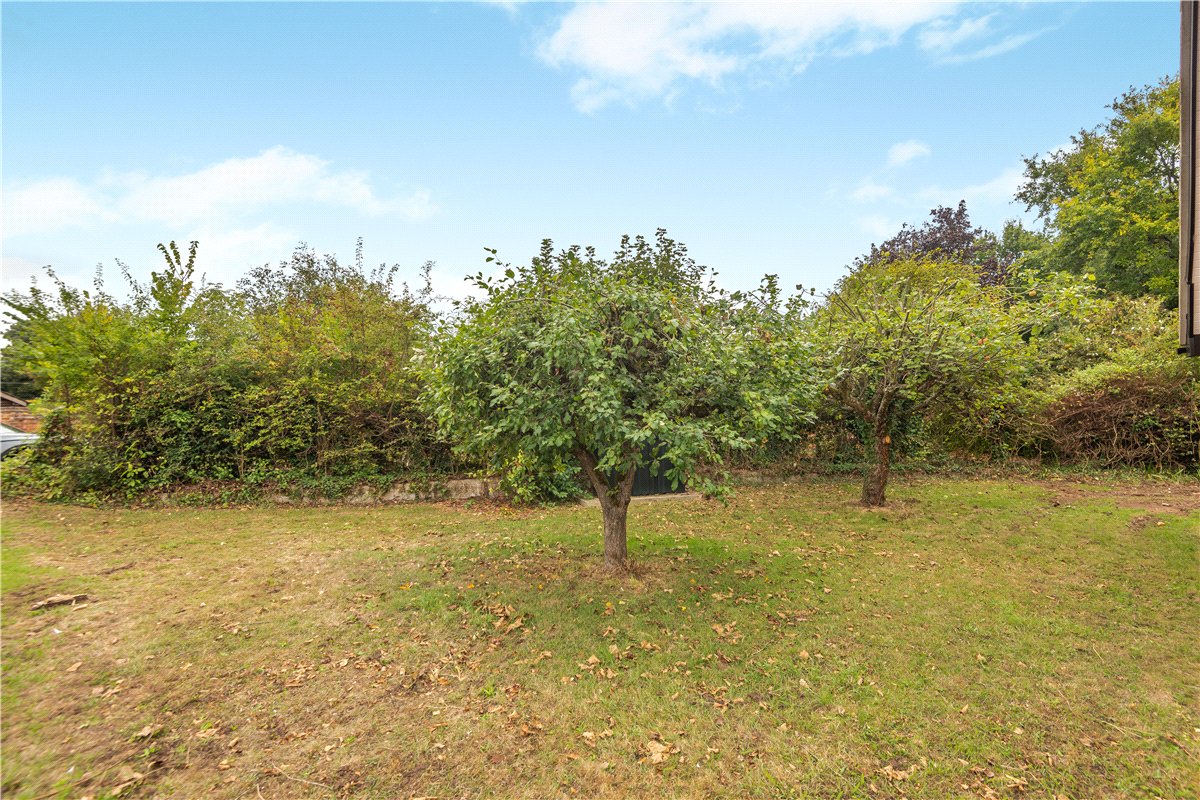2 bedroom House, Cleves Lane, Upton Grey, RG25 - Available, Image 12