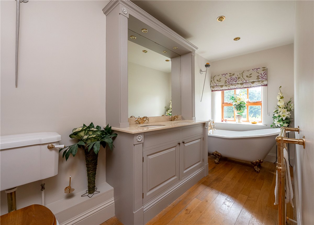 6 bedroom House, Dunnington, York, YO19 - Available, Image 10