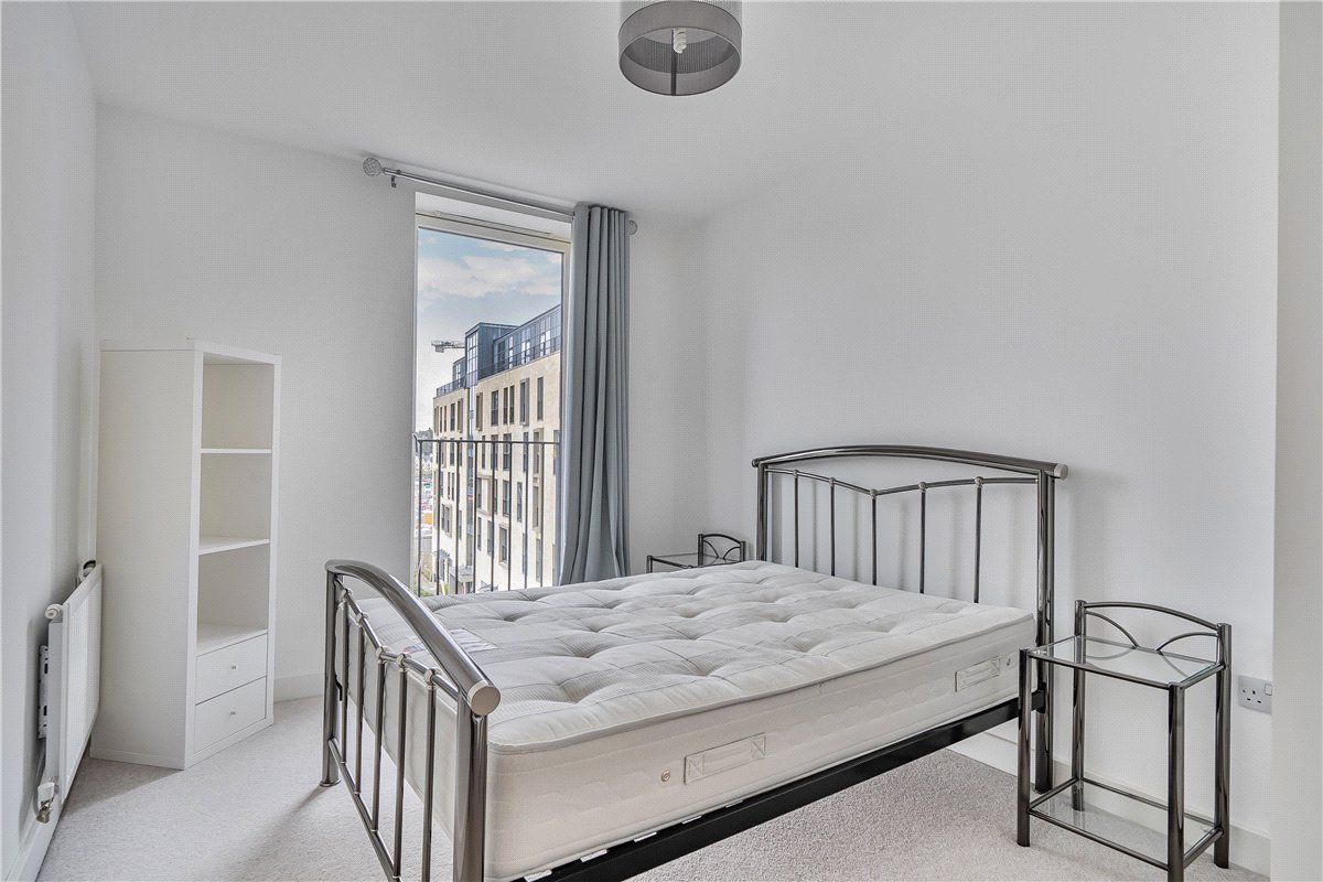 2 bedroom Flat, Midland Road, Bath, BA2 - Sold, Image 5
