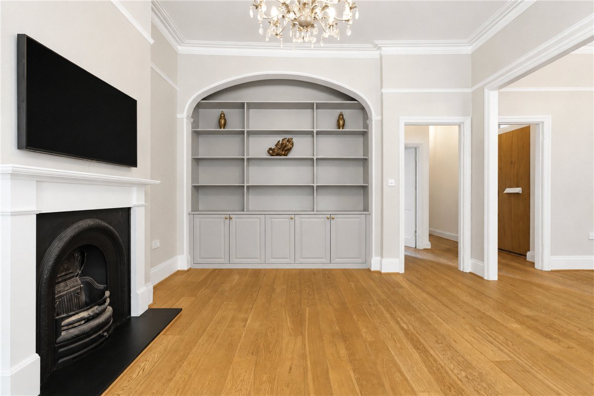 2 bedroom Flat, Bishops Park Road, London, SW6 - Available, Image 14