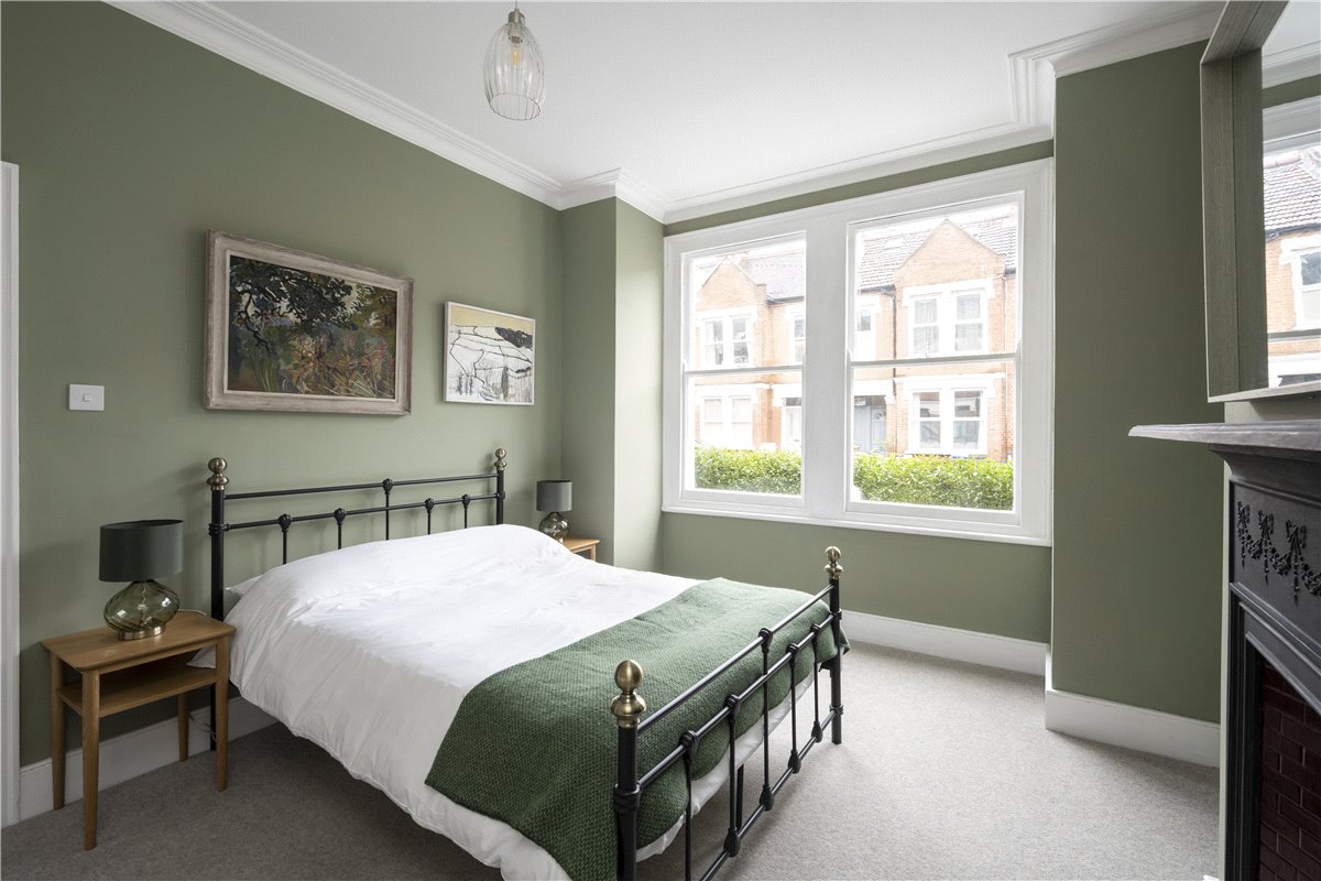 2 bedroom Maisonette, Boundary Road, London, SW19 - Sold, Image 13