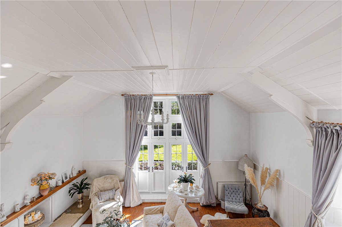 6 bedroom House, Church Road, Hinton Waldrist, SN7 - Available, Image 7