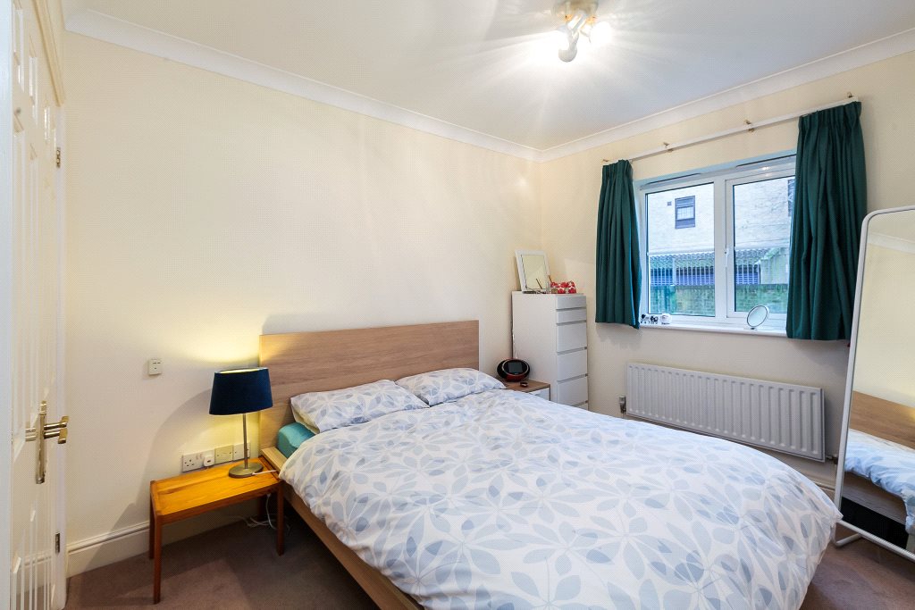 2 bedroom Flat, Grandpont Place, Long Ford Close, OX1 - , Image 4