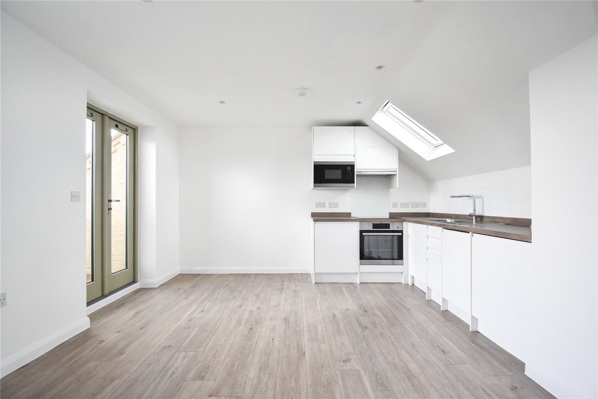 1 bedroom Flat, Windsor Gate, Coldhams Lane, CB1 - Available, Image 2
