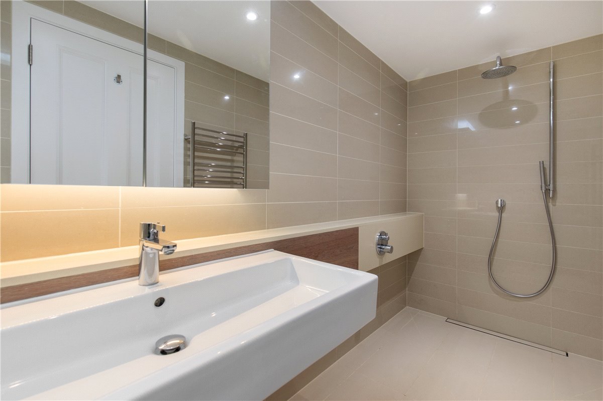 2 bedroom Flat, Great Cumberland Place, Marylebone, W1H - Available, Image 11