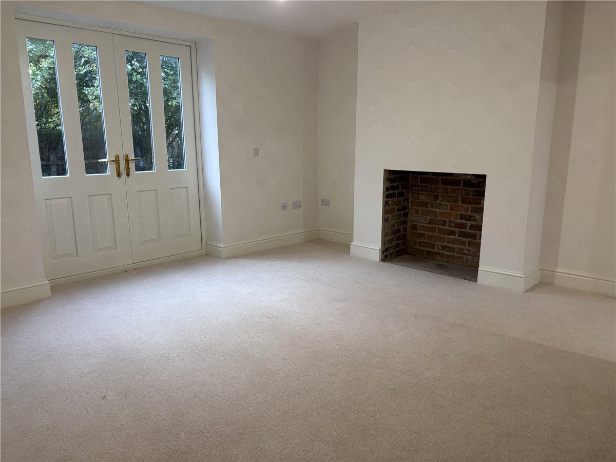 3 bedroom House, Sutton on Derwent, York, YO41 - Available, Image 3