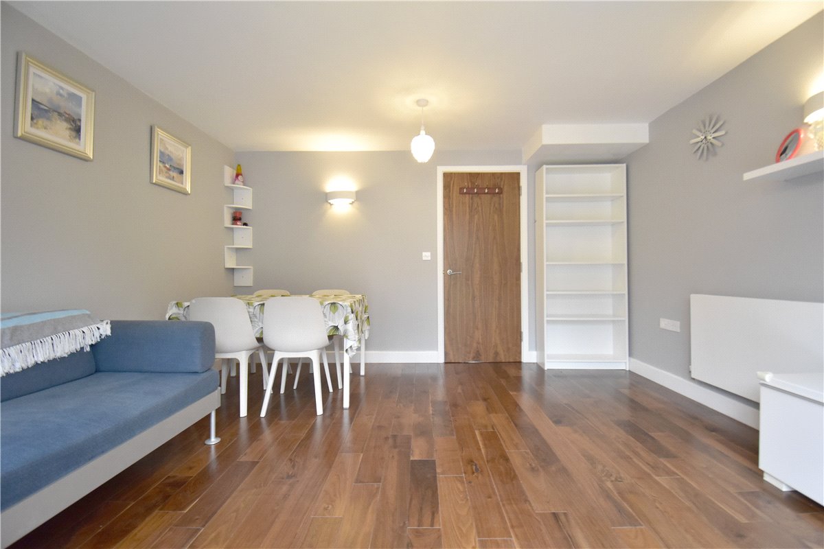 3 bedroom House, Fishers Lane, Cambridge, CB1 - , Image 3