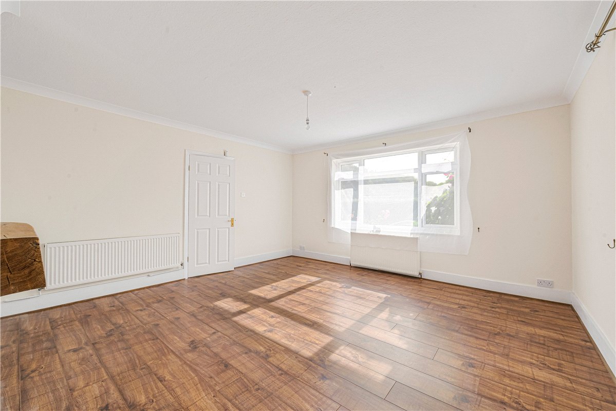 2 bedroom Bungalow, Yapton Lane, Walberton, BN18 - Available, Image 6