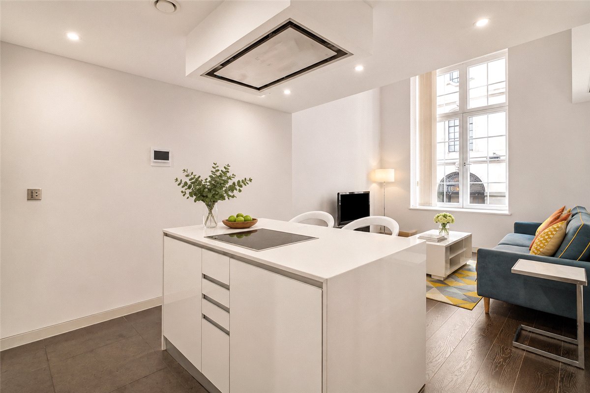 1 bedroom Flat, Strand, Covent Garden, WC2R - Available, Image 1