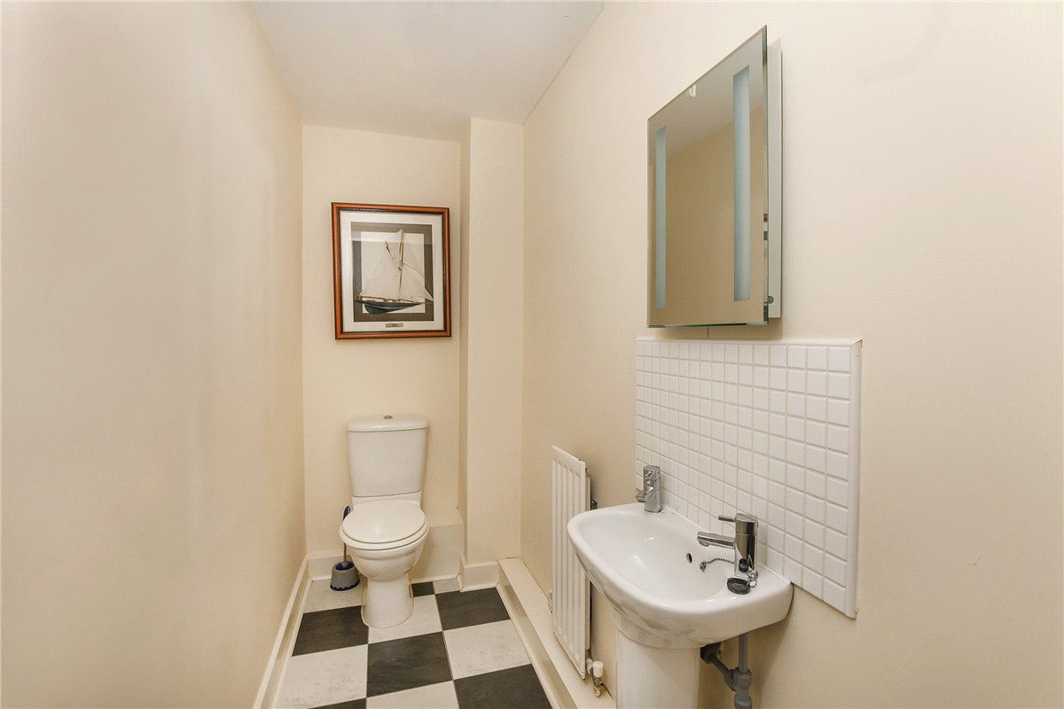 3 bedroom House, Waterside Gardens, York, YO31 - , Image 7