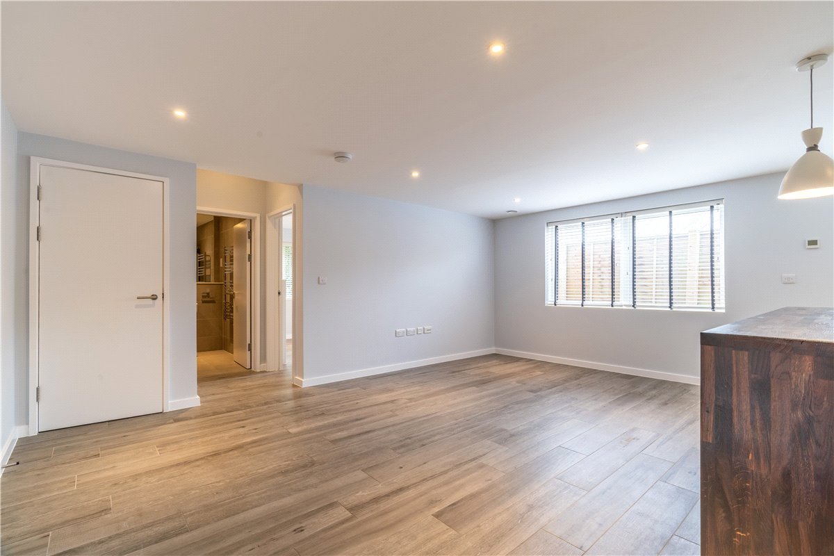 1 bedroom Flat, Great Eastern Street, Cambridge, CB1 - Available, Image 2