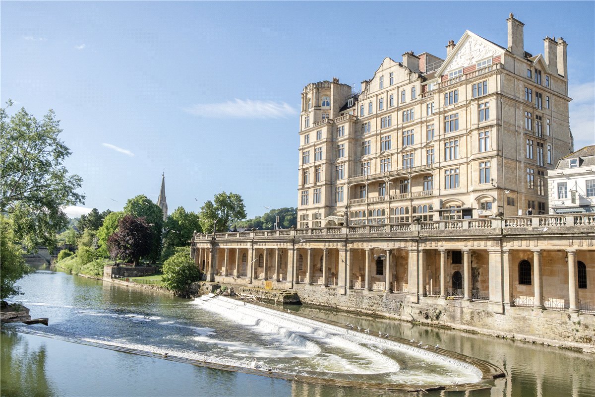 1 bedroom Flat, The Empire, Grand Parade, BA2 - Available