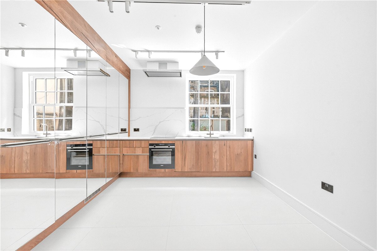 3 bedroom Maisonette, De Walden Street, London, W1G - Available, Image 12