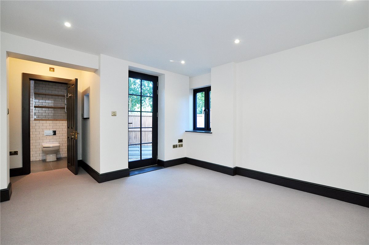   Development Land, Kew Green, Richmond, TW9 - Let Agreed, Image 4