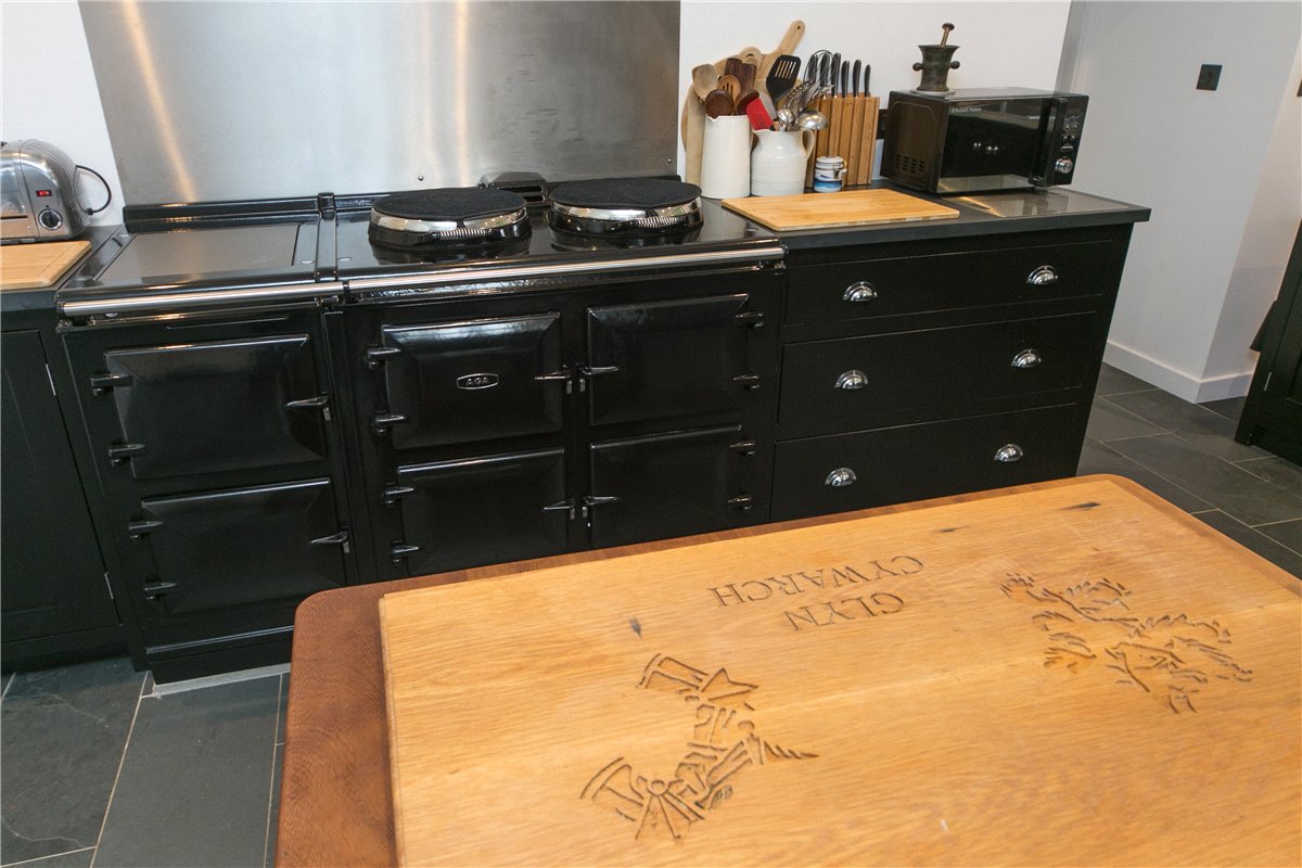 11 bedroom House, Talsarnau, Gwynedd, LL47 - Available, Image 18
