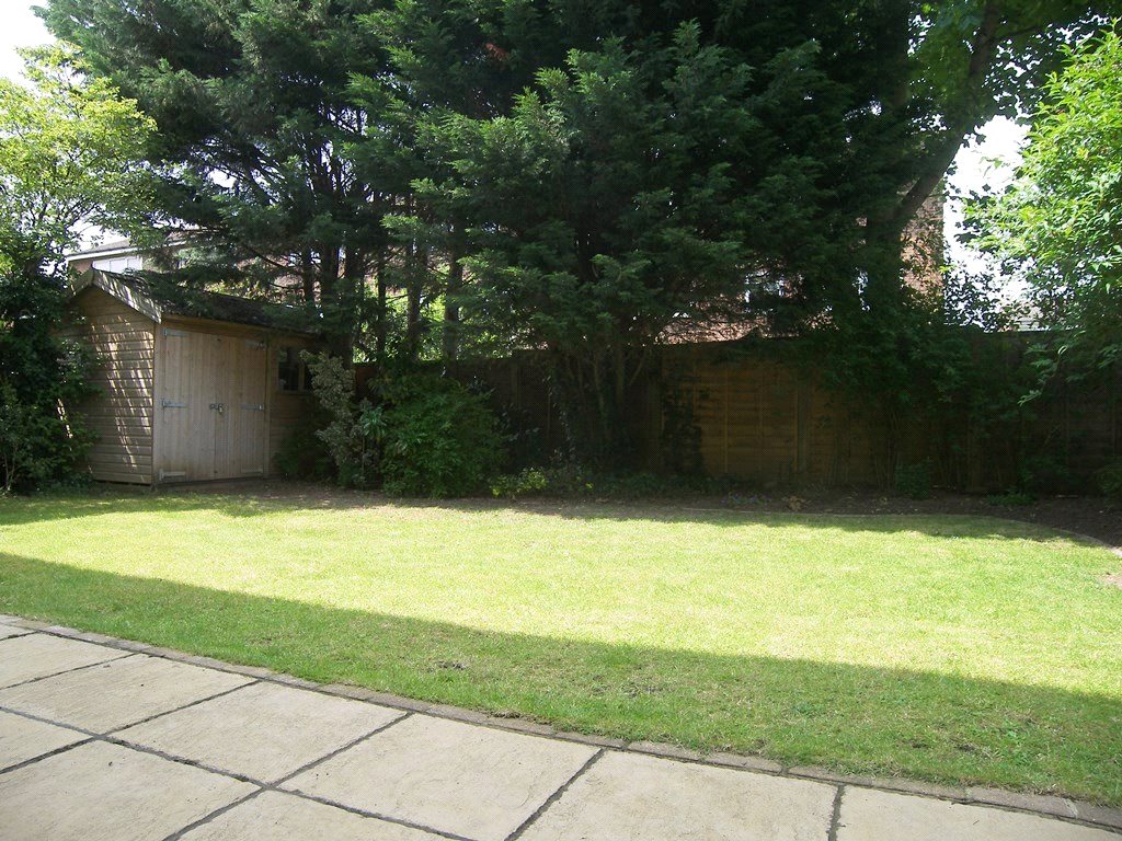 2 bedroom Maisonette, Simpson Road, Richmond, TW10 - , Image 3