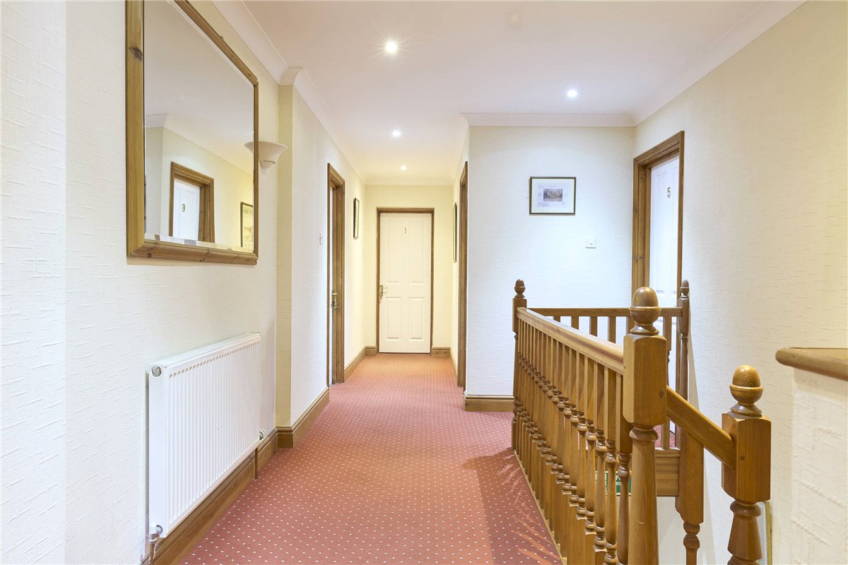 6 bedroom House, Warrington Street, Newmarket, CB8 - Available, Image 9