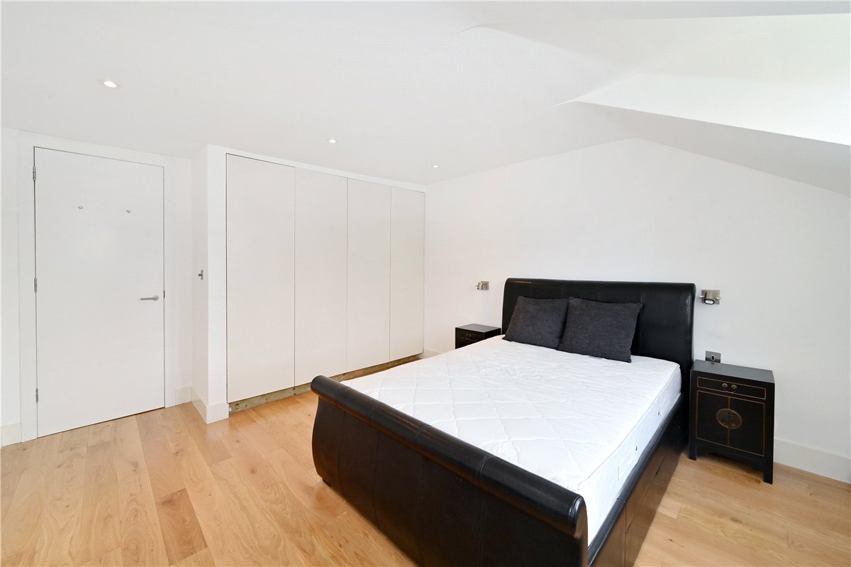1 Bedroom Apartment/Flat's Image 8