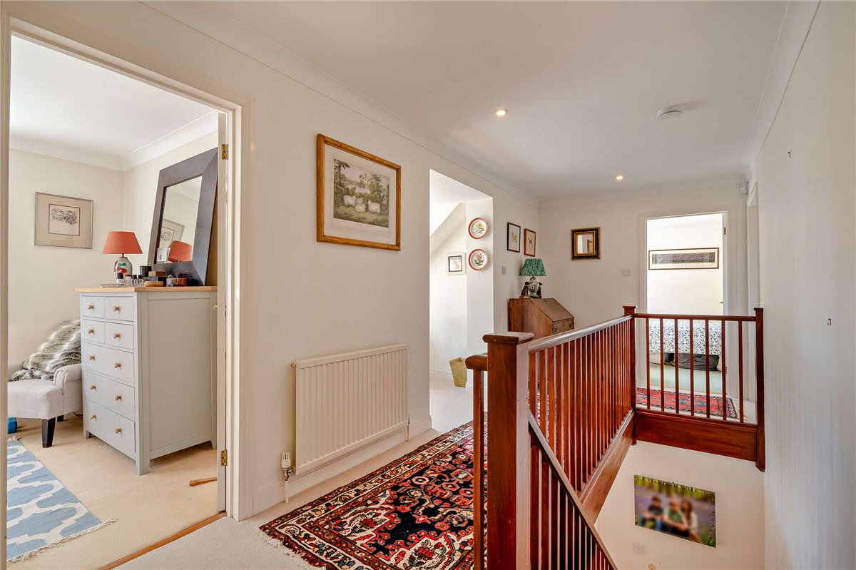 4 bedroom House, The Croft, Church Street, RG17 - Available, Image 12