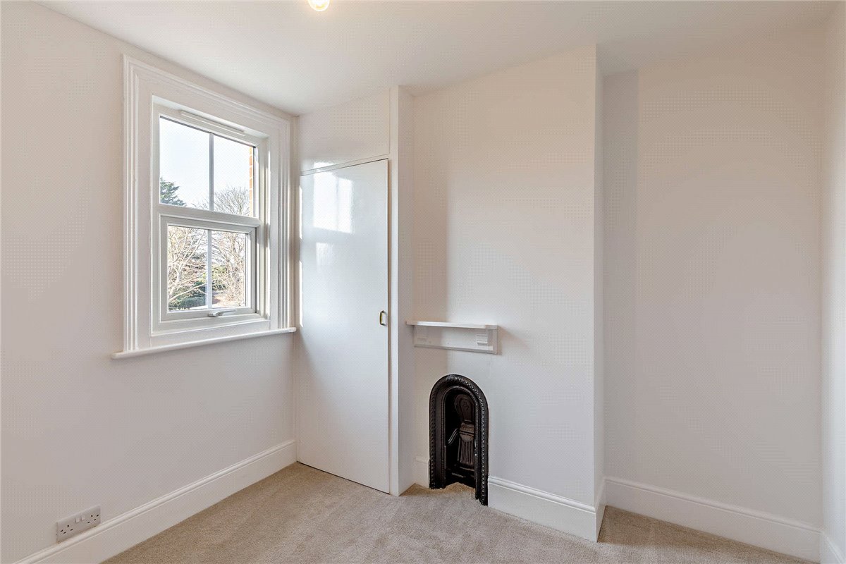 3 bedroom House, Andover Road, Newbury, RG14 - Sold, Image 6