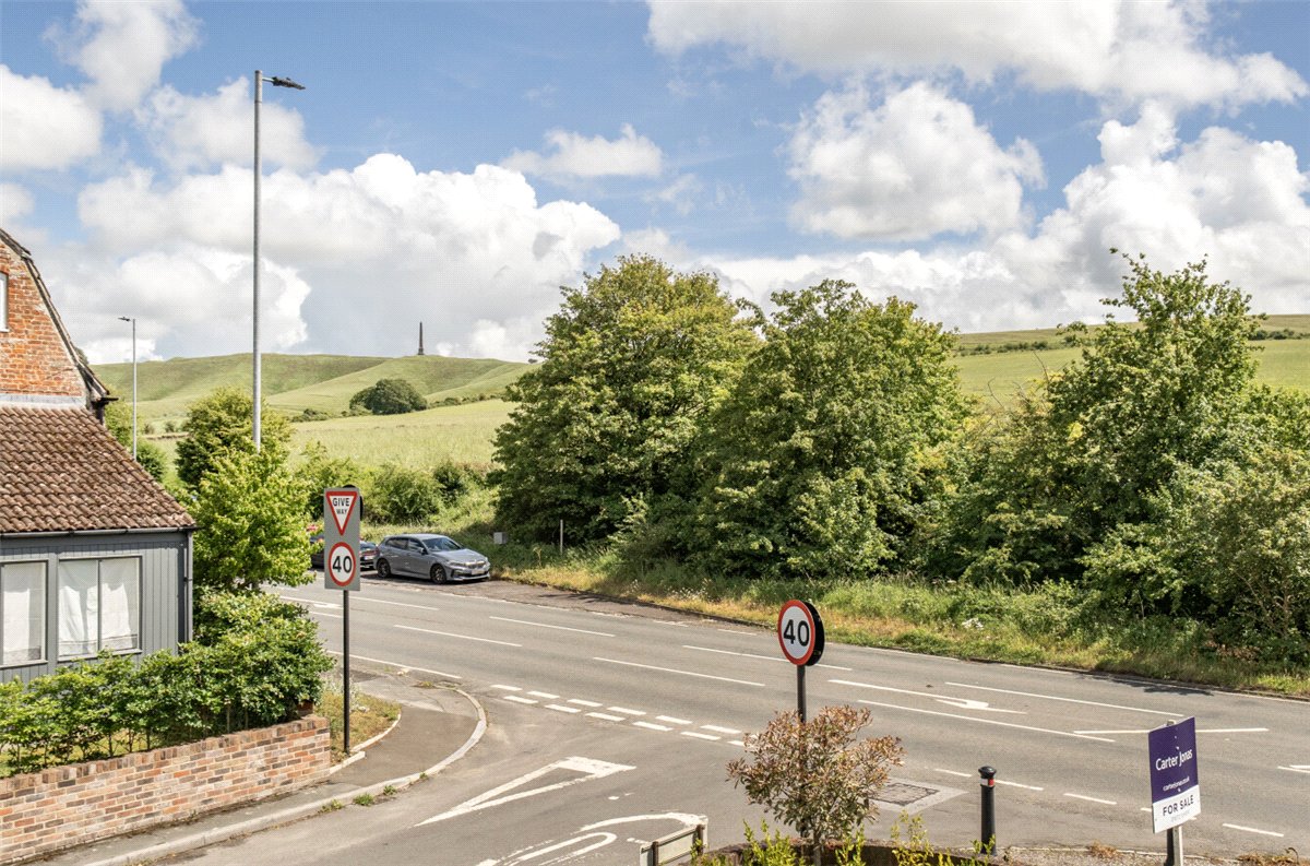 3 bedroom House, Main Road, Cherhill, SN11 - Available, Image 3