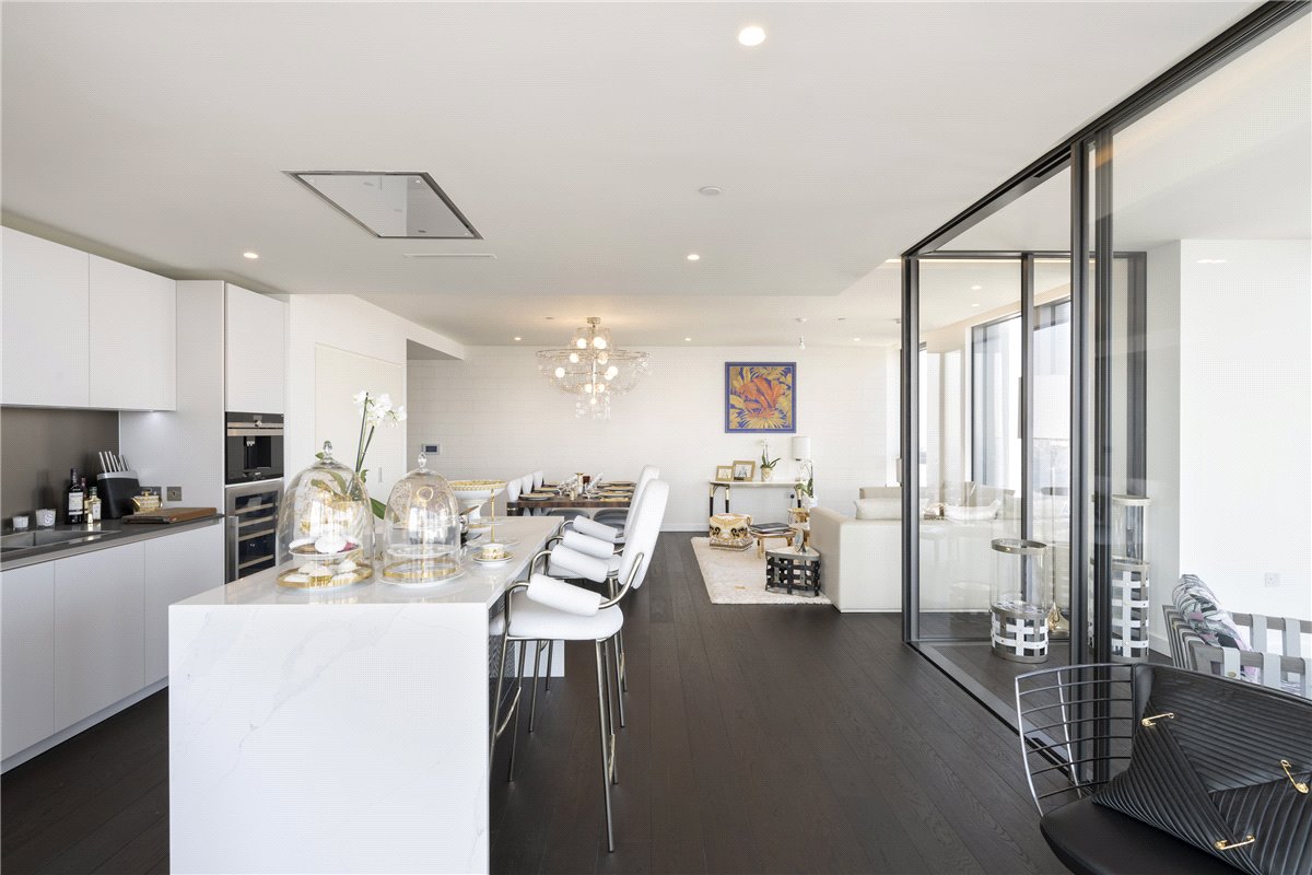 3 bedroom Flat, DAMAC Tower, Nine Elms, SW8 - Available, Image 14