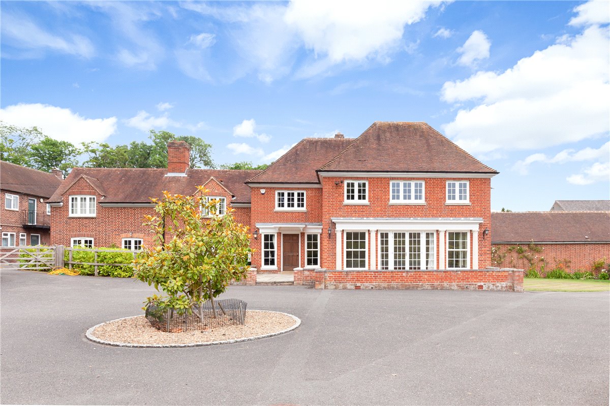 5 bedroom House, Little Baldon Farm, Little Baldon, OX44 - 
