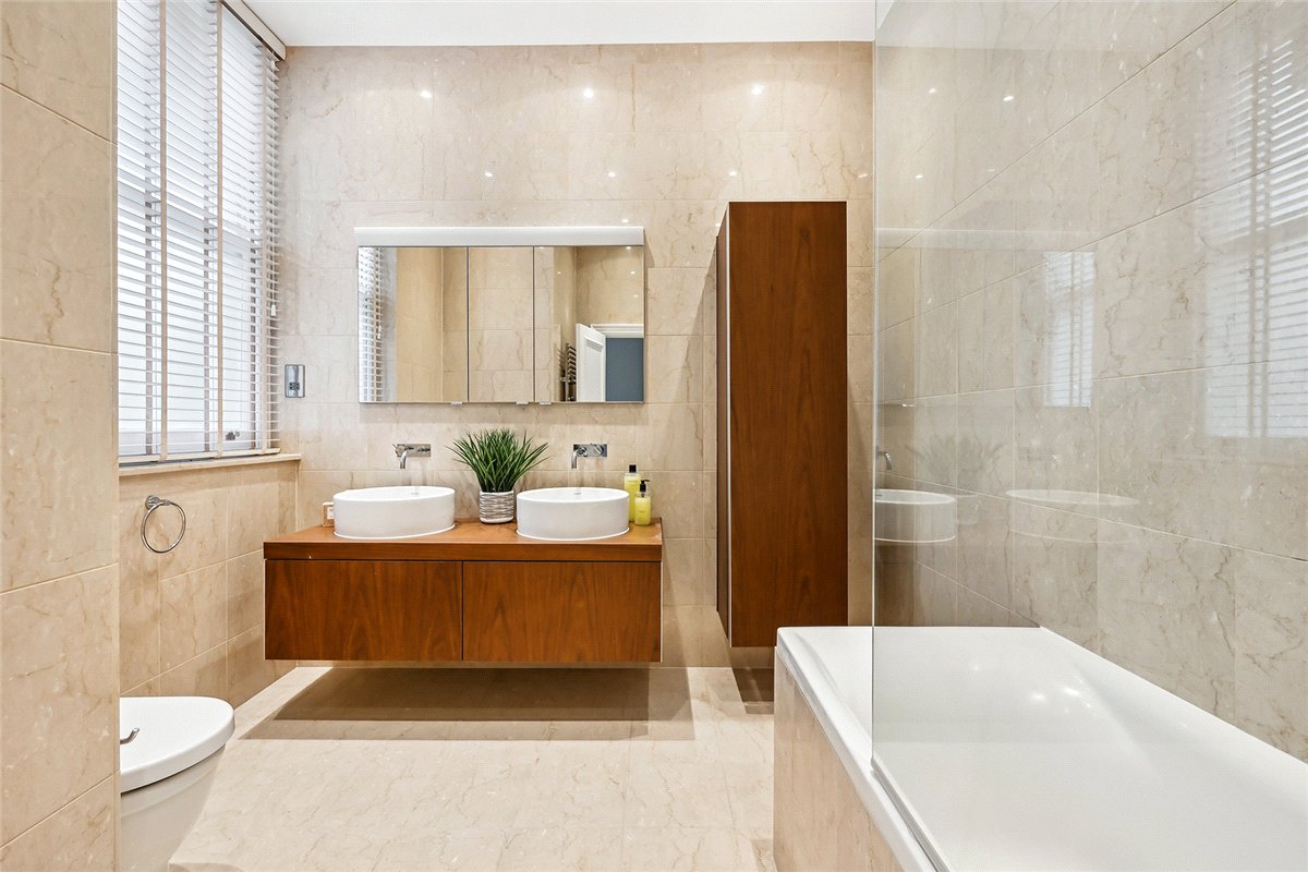 4 bedroom Flat, Gloucester Road, South Kensington, SW7 - Available, Image 5