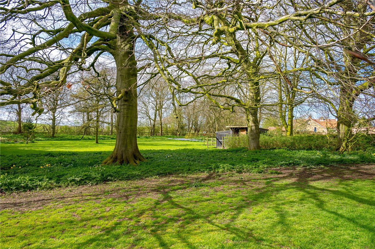 7 bedroom House, Main Street, Gristhorpe, YO14 - Sold, Image 18